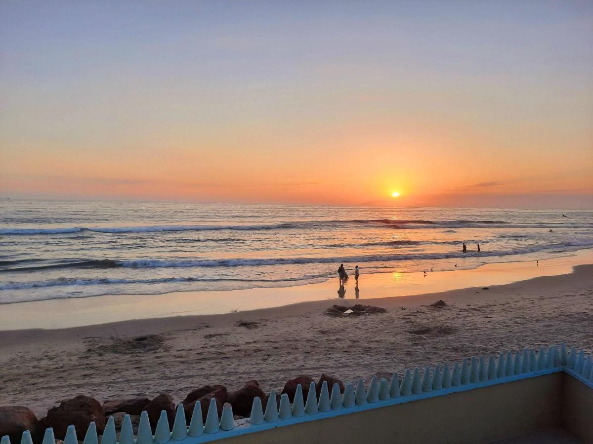 Stunning Oceanfront Condo On Usable Sandy Beach Rosarito Exteriér fotografie